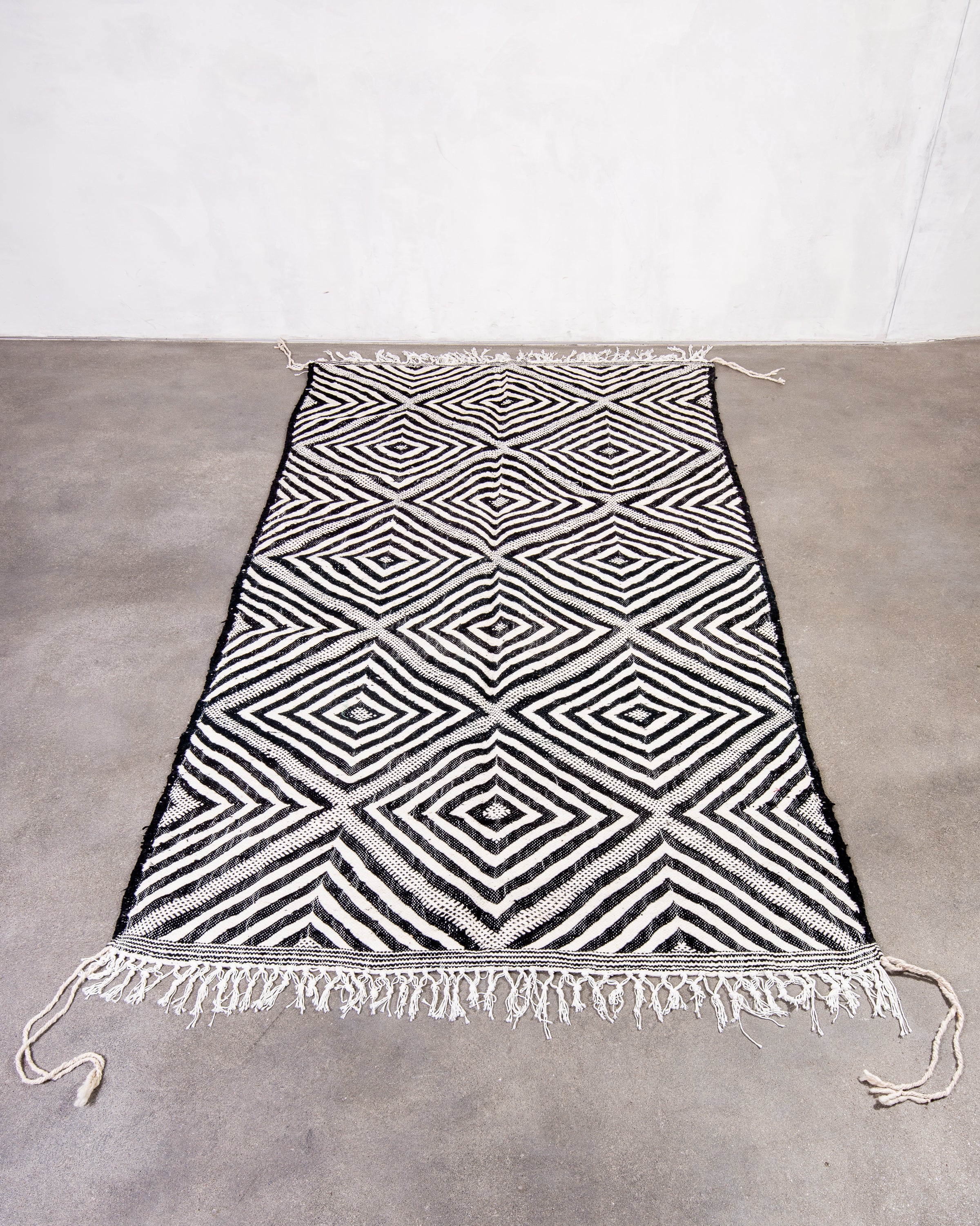 Modern designer handcrafted Berber rug from morocco Kelim with beautiful colors and patterns